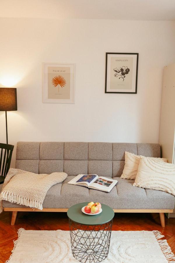 Chmielna - 250M Od Zlotych Tarasow, 350M Od Dworca Centralnego - Wifi - Smart Tv 55 Cali - Better Rental Varşova Dış mekan fotoğraf
